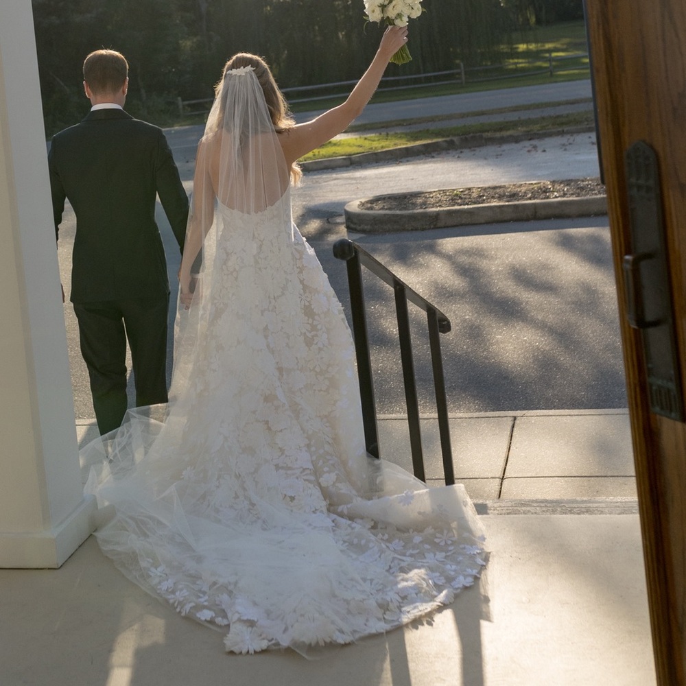 Mira Zwillinger Cathedral Length Ivory Veil